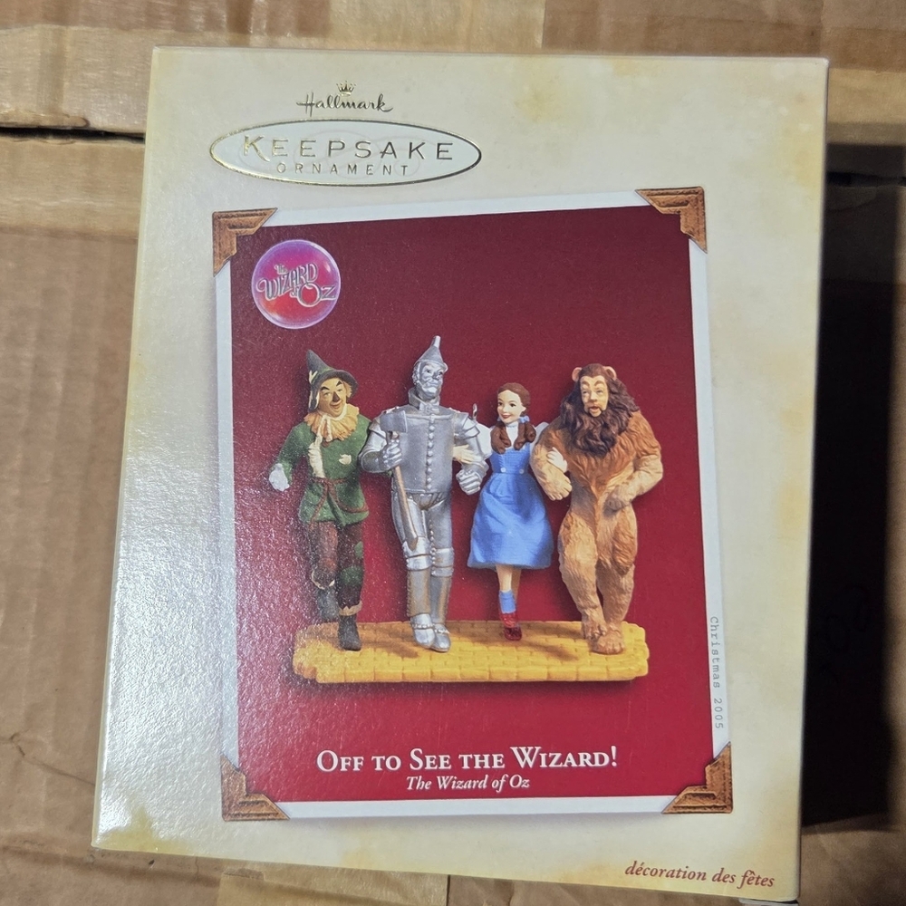 Hallmark Keepsake Ornament with Wizard of Oz Characters